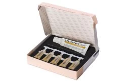 Rev Efface Kit Per Cancellare Le Macchie Sul Viso Crema Giorno 30ml +5 Fiale Notte